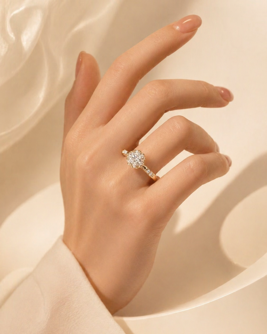 Elmivra Bloom 1.5ct Round Lab Diamond Ring product image 6