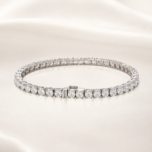 Elmivra round lab-grown diamond tennis bracelet in 18K white gold main view